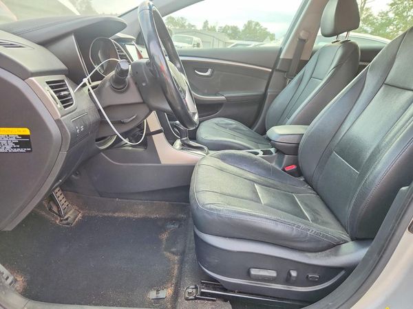 2013 HYUNDAI ELANTRA — DENT