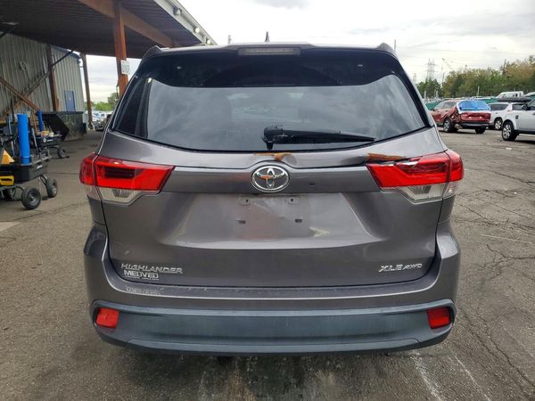 2019 TOYOTA HIGHLANDER SE/XLE — DIRR