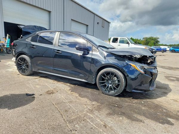 2022 TOYOTA COROLLA — Passenger 3/4