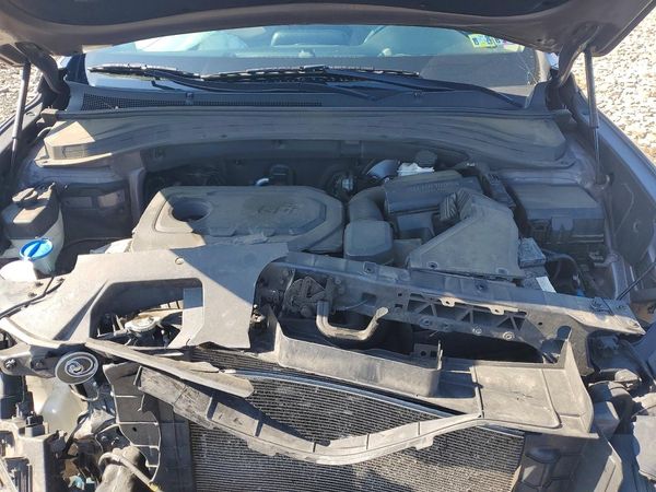 2019 HYUNDAI SANTA FE SEL, SEL Plus — Engine bay