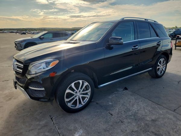 2016 MERCEDES-BENZ GLE — DSFA — Front 3/4