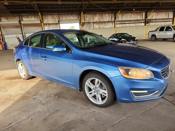 2014 VOLVO S60 — Passenger 3/4