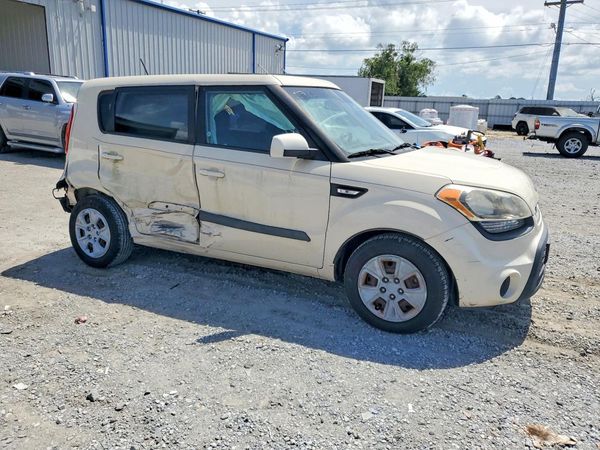 2013 KIA SOUL All Trims