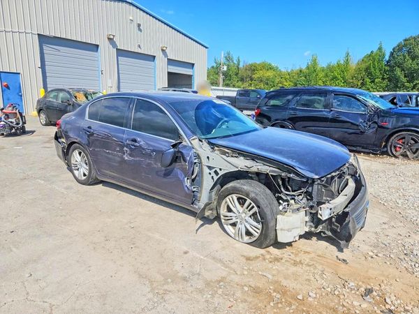 2013 INFINITI G37 — Passenger 3/4
