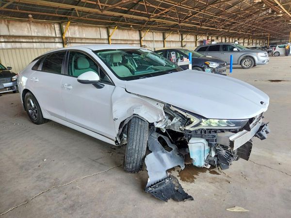 2021 KIA K5 — Passenger 3/4