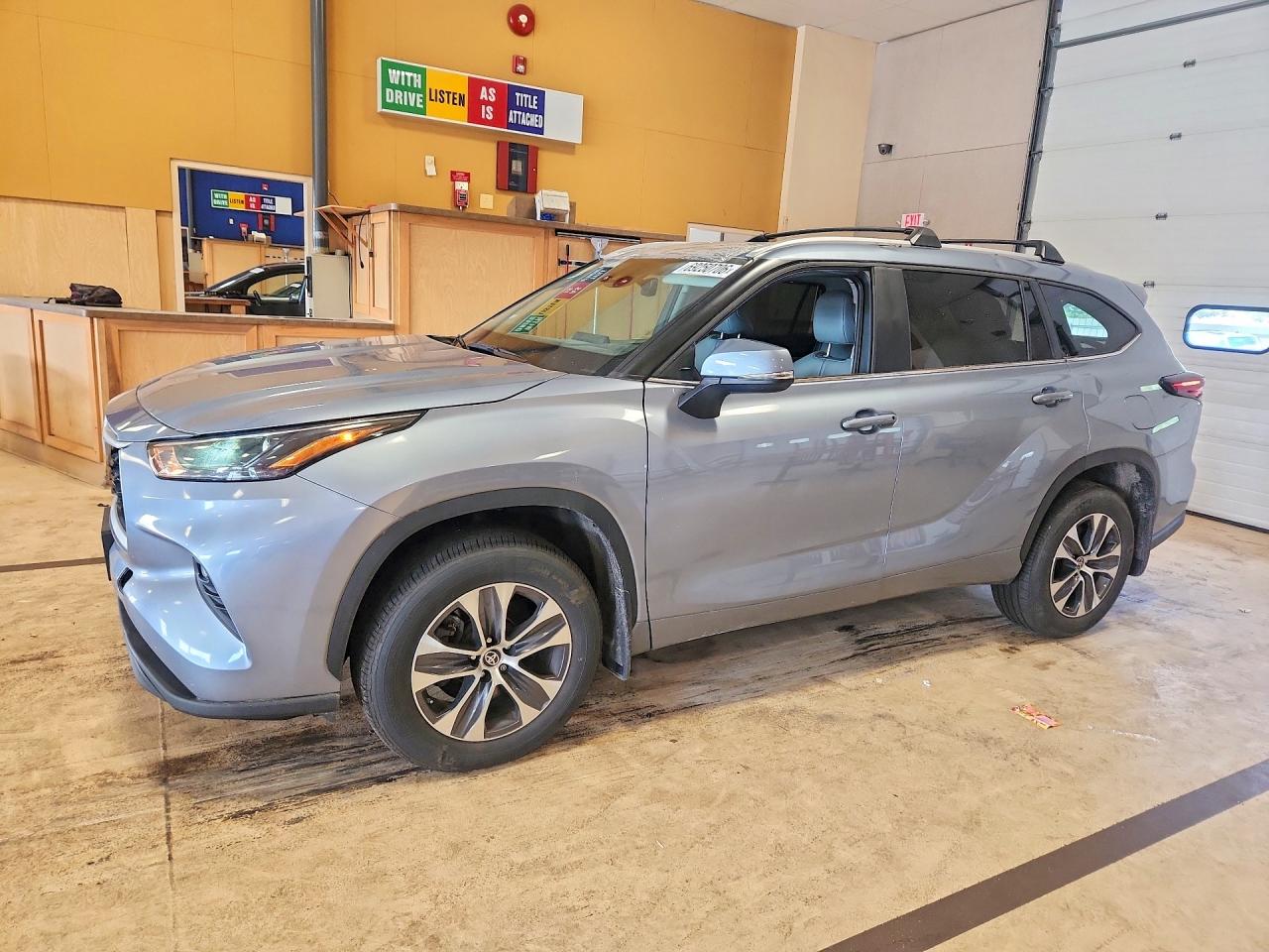 2024 TOYOTA HIGHLANDER
