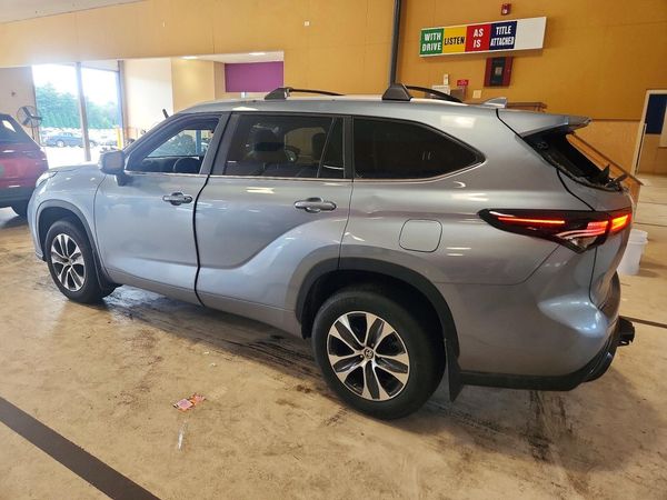 2024 TOYOTA HIGHLANDER