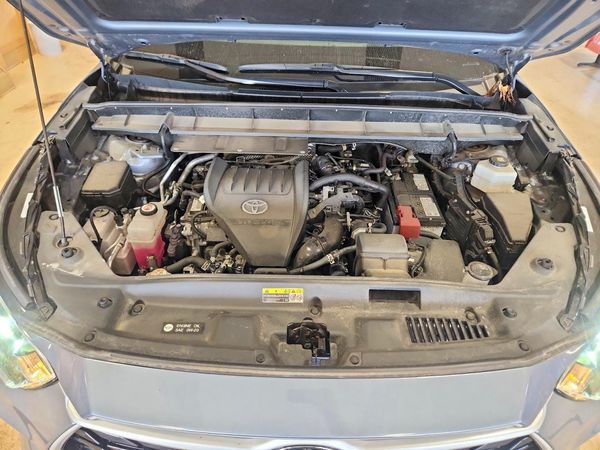2024 TOYOTA HIGHLANDER
