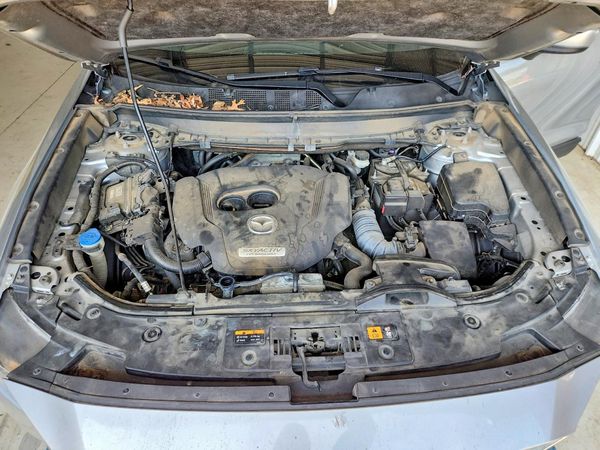2018 MAZDA CX-9 Touring — Engine bay