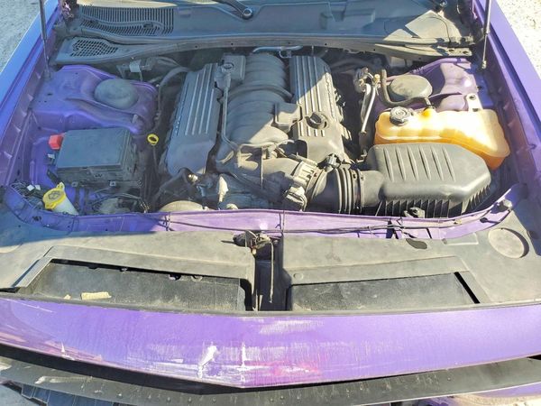 2016 DODGE CHALLENGER — Engine bay