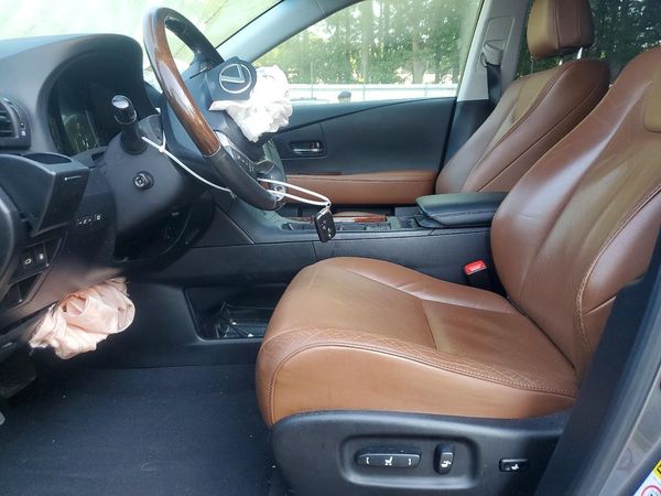 2013 LEXUS RX — DENT