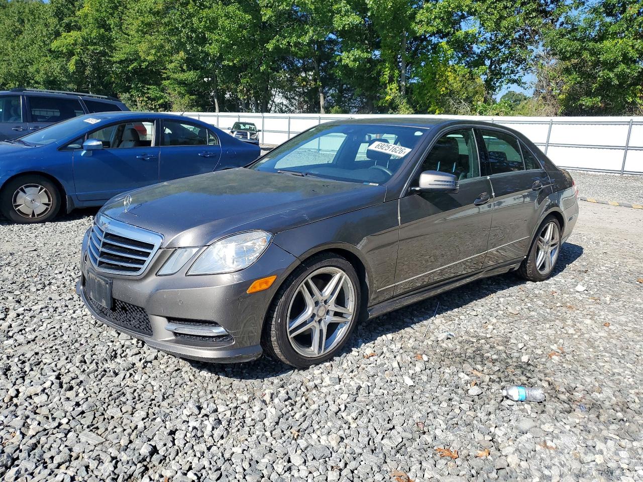 2013 MERCEDES-BENZ E-CLASS E350 4-MATIC — Front 3/4