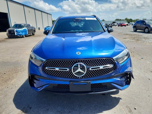 2024 MERCEDES-BENZ GLC GLC300