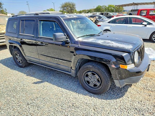 2015 JEEP PATRIOT Sport — Passenger 3/4