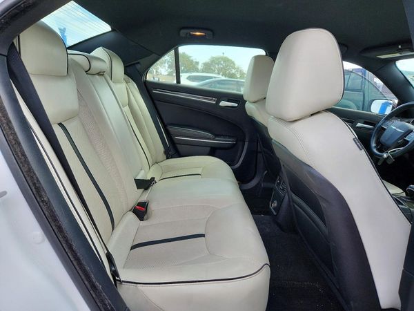 2013 CHRYSLER 300 — PSRS