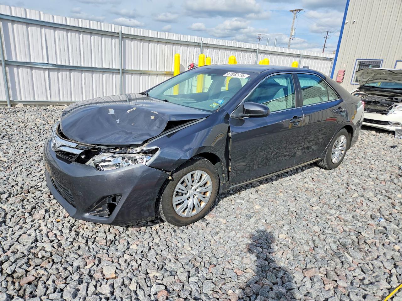 2012 TOYOTA CAMRY — Front 3/4