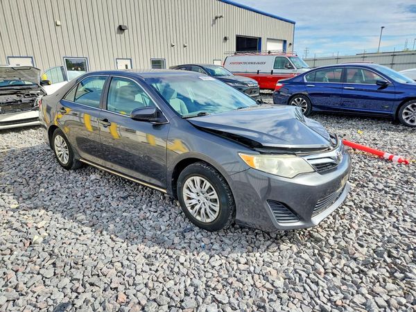2012 TOYOTA CAMRY — Passenger 3/4