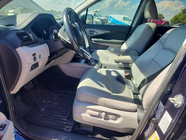 2020 HONDA PILOT — DENT