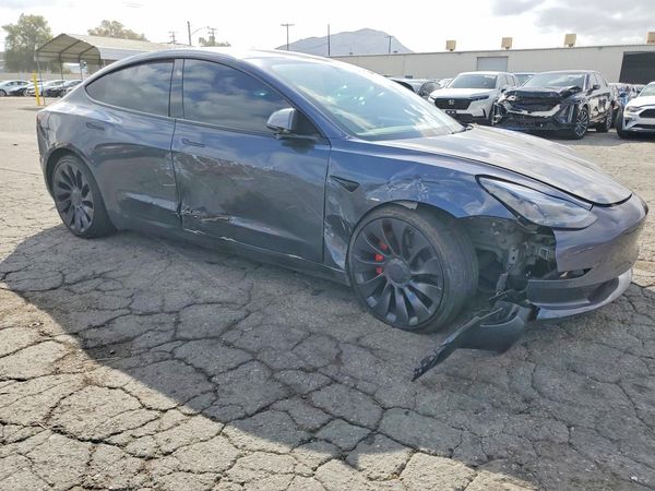 2022 TESLA MODEL 3 — Passenger 3/4
