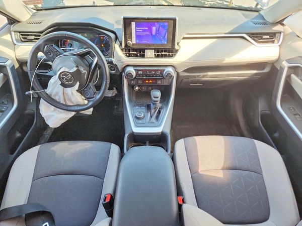 2024 TOYOTA RAV4 XLE — CKPT