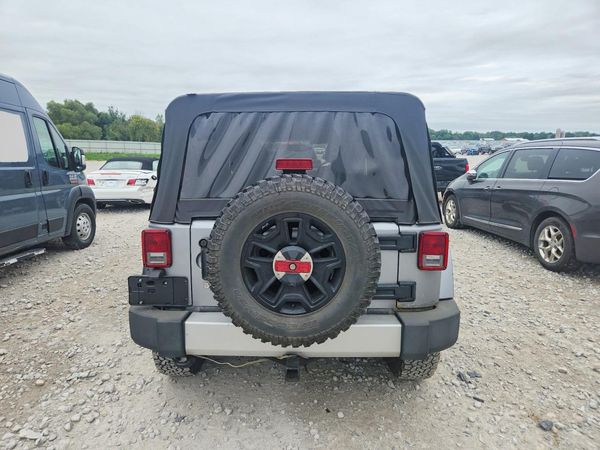 2013 JEEP WRANGLER Sahara — DIRR