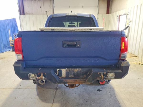 2017 TOYOTA TACOMA