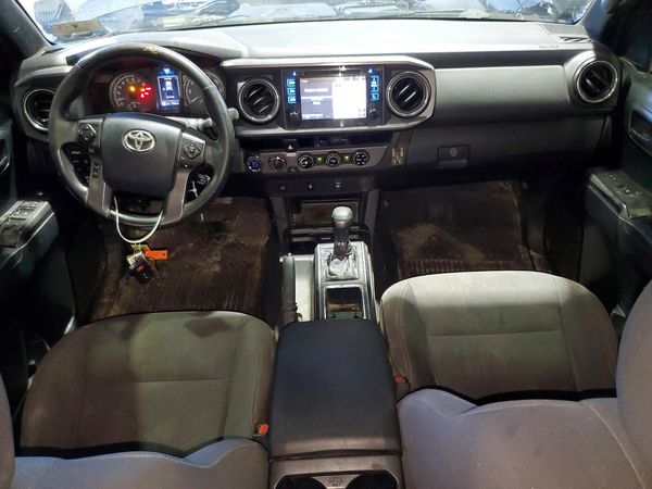 2017 TOYOTA TACOMA
