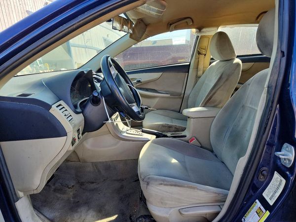 2013 TOYOTA COROLLA — DENT