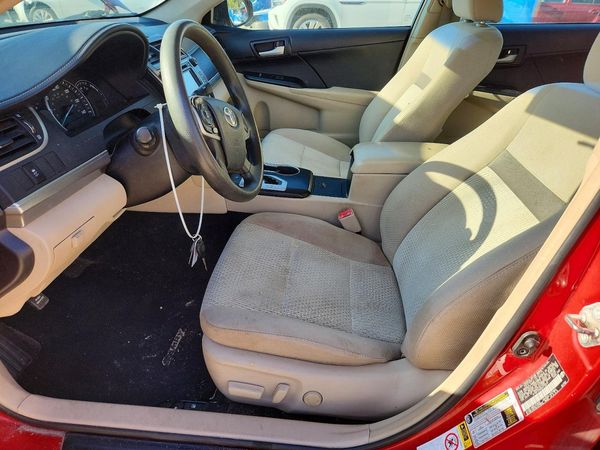 2014 TOYOTA CAMRY — DENT