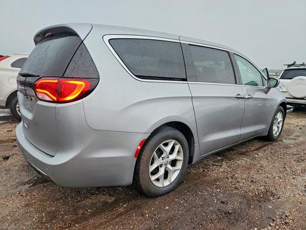 2018 CHRYSLER PACIFICA — PSRA