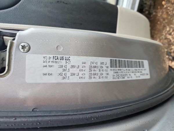 2018 CHRYSLER PACIFICA — VINS