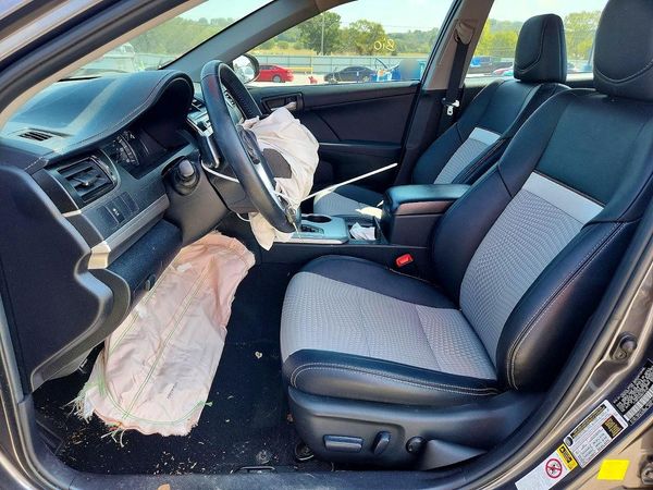 2013 TOYOTA CAMRY — DENT