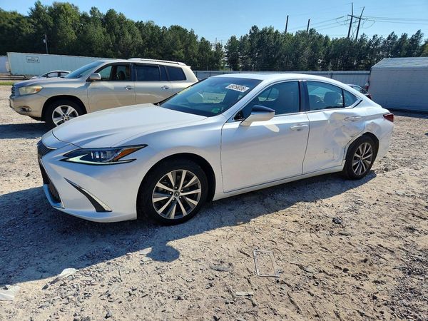 2021 LEXUS ES 250 — DSFA — Front 3/4