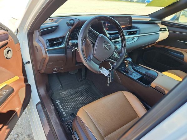 2021 LEXUS ES 250 350 Premium — CKPT