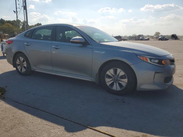 2017 KIA OPTIMA — Passenger 3/4