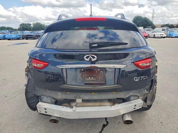 2016 INFINITI QX70 — DIRR
