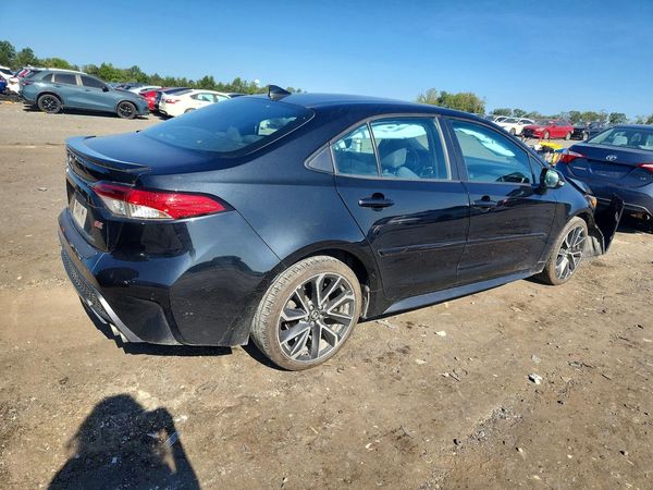 2020 TOYOTA COROLLA — Engine bay