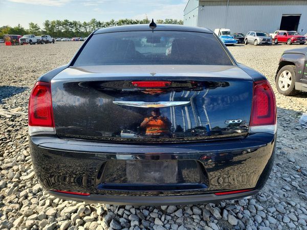 2018 CHRYSLER 300 300S