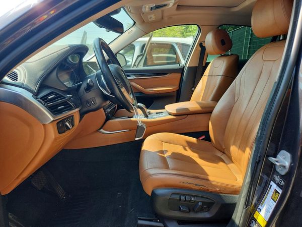 2015 BMW X6 — DENT