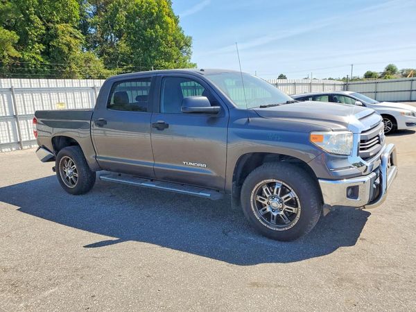 2015 TOYOTA TUNDRA SR5 Grade