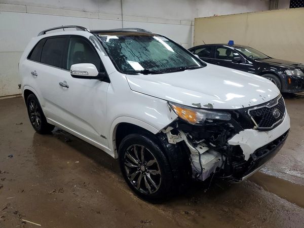 2013 KIA SORENTO — Passenger 3/4