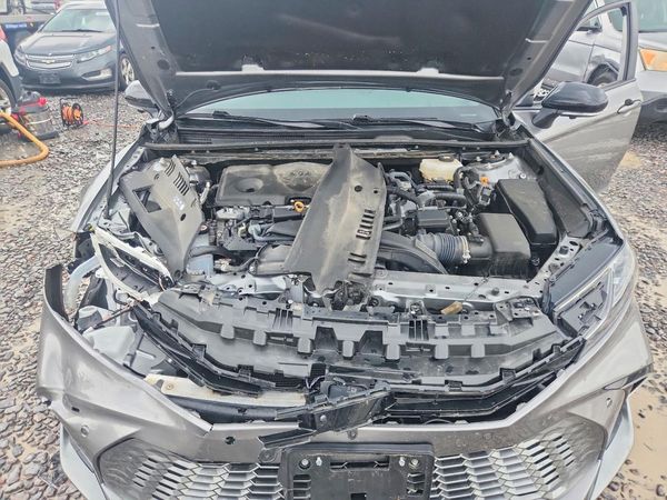 2025 TOYOTA CAMRY — Engine bay