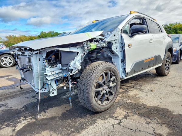 2025 SUBARU CROSSTREK Wilderness — Front 3/4