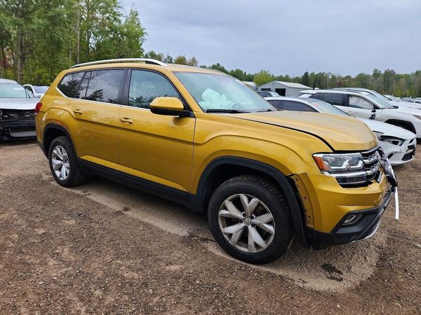 2018 VOLKSWAGEN ATLAS 4Motion SE — Passenger 3/4
