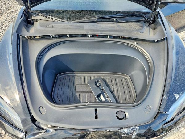 2025 TESLA MODEL 3 — Engine bay