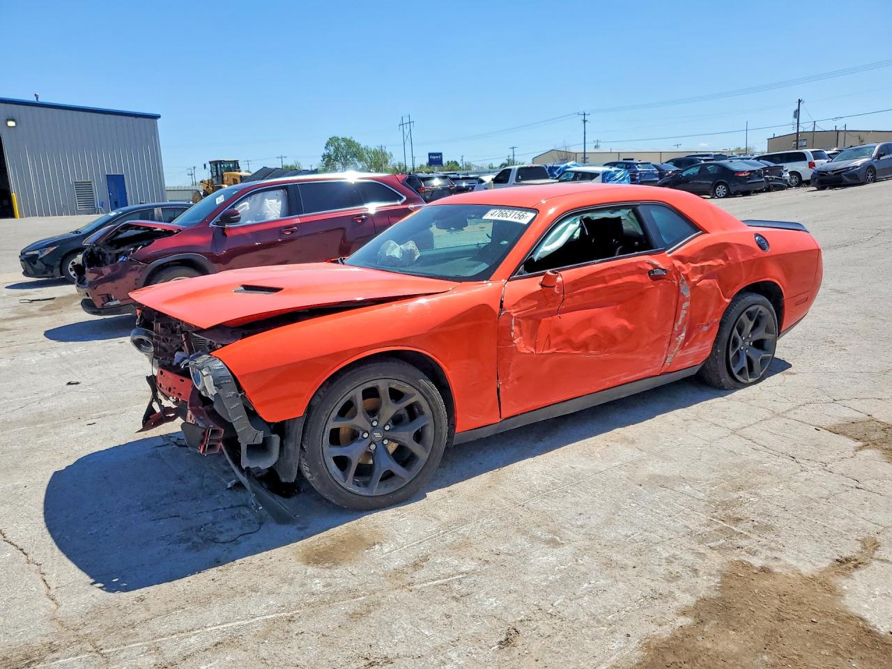 2020 DODGE CHALLENGER SXT — Front 3/4