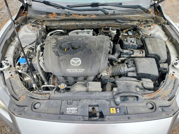 2015 MAZDA 6 — Engine bay