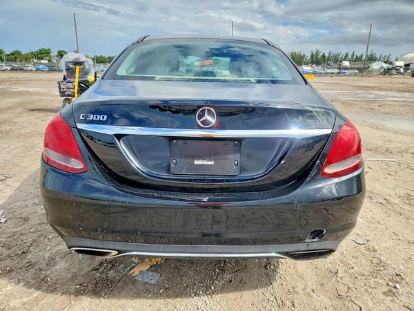 2017 MERCEDES-BENZ C C300