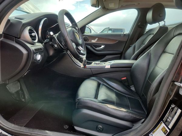 2017 MERCEDES-BENZ C C300