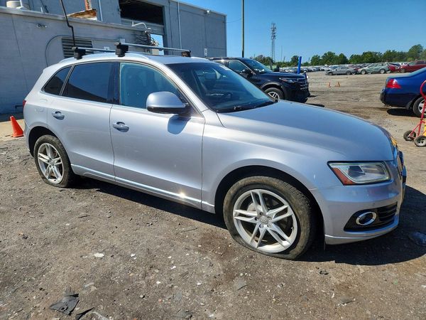 2016 AUDI Q5 quattro Premium Plus